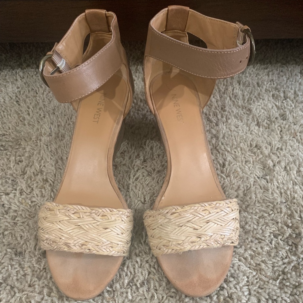 Nine West leather sandal.